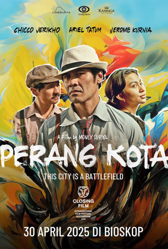 This City Is a Battlefield. Filmplakat for "This City Is a Battlefield" av Mouly Surya. Chicco Jerikho, Ariel Tatum, Jerome Kurnia. Premiere 30. april 2025. Fargerik bakgrunn, tre personer avbildet.