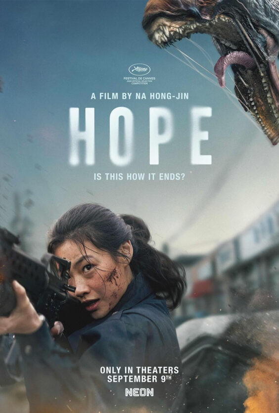 Hope Plakat for filmen HOPE Kvinne med maskingevaer og monster synes paa plakaten